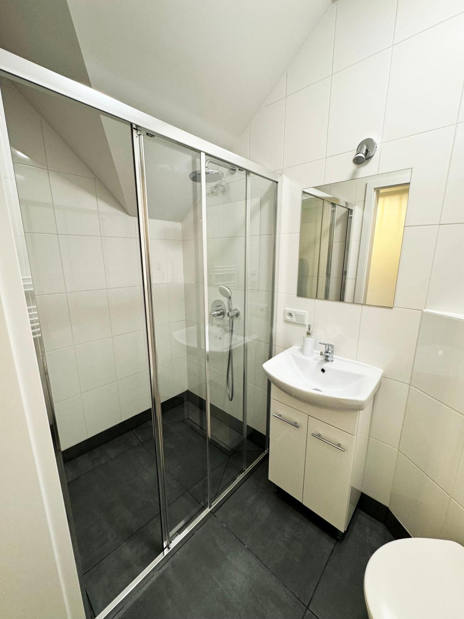 Pokoje Pod Palacem Koszecin Szoba fotó